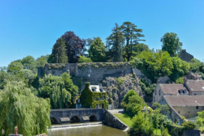 Отель Fresnay-sur-Sarthe  Френе-Сюр-Сарт